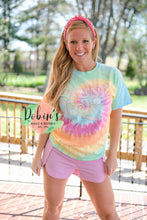 Load image into Gallery viewer, Kentucky Daisy Tie Dye Tee
